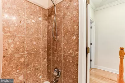 814 S Clinton Street S, Baltimore, MD 21224 - Photo 41