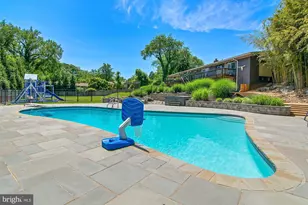6105 Ivymount Rd, Baltimore, MD 21209 - Photo 25