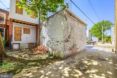 2044 Walbrook Avenue, Baltimore, MD 21217 - Photo 11