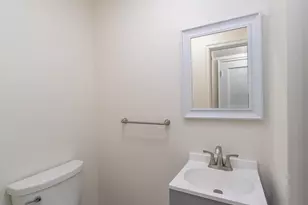 3255 Yosemite Ave, Baltimore, MD 21215 - Photo 15