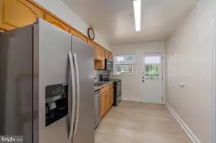 3255 Yosemite Ave, Baltimore, MD 21215 - Photo 13
