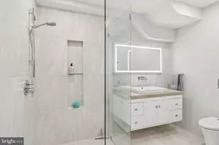 124 W Montgomery St, Baltimore, MD 21230 - Photo 57