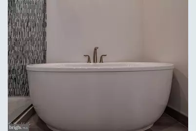 414 Light Street #4304, Baltimore, MD 21202 - Photo 31