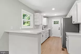 2303 Lyndhurst Ave, Baltimore, MD 21216 - Photo 7