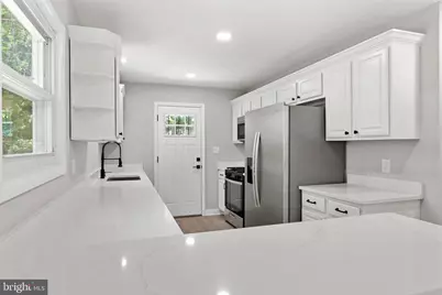 2303 Lyndhurst Avenue, Baltimore, MD 21216 - Photo 5