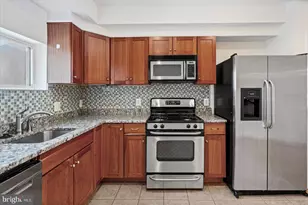 24 N Streeper St, Baltimore, MD 21224 - Photo 9