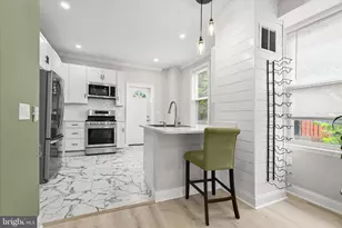 2810 Grantley Ave, Baltimore, MD 21215 - Photo 11