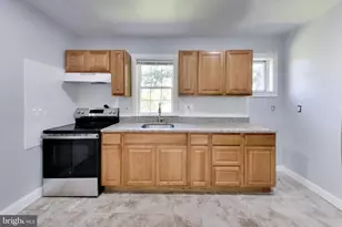 2702 Oakley Ave, Baltimore, MD 21215 - Photo 13