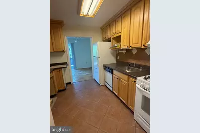 120 Cross Keys Road #E, Baltimore, MD 21210 - Photo 7