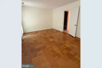 120 Cross Keys Road #E, Baltimore, MD 21210 - Photo 11
