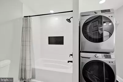 2 W Barney Street, Baltimore, MD 21230 - Photo 11