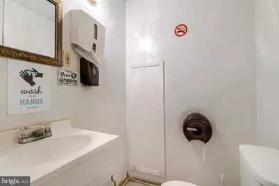 416 E 25th Street, Baltimore, MD 21218 - Photo 15