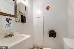 416 E 25th St, Baltimore, MD 21218 - Photo 15