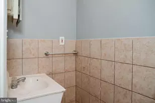 2630 E Monument St, Baltimore, MD 21205 - Photo 11