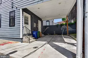 1821 Bank St, Baltimore, MD 21231 - Photo 9