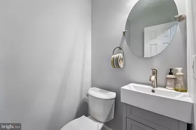 202 E Lafayette Avenue, Baltimore, MD 21202 - Photo 15