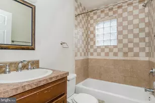 2219 W Baltimore Street W, Baltimore, MD 21223 - Photo 13