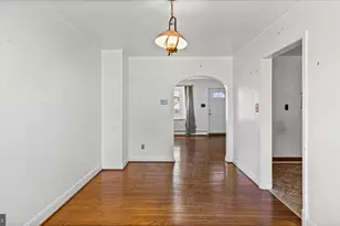 1805 Crestview Rd, Baltimore, MD 21239 - Photo 9