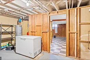 1805 Crestview Rd, Baltimore, MD 21239 - Photo 31