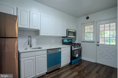 5810 Falkirk Road, Baltimore, MD 21239 - Photo 9
