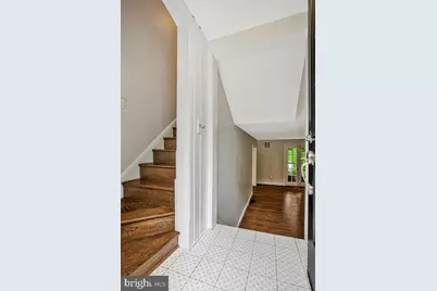 829 Glen Allen Drive, Baltimore, MD 21229 - Photo 3
