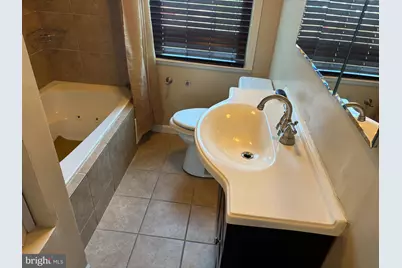 908 Wildwood, Baltimore, MD 21229 - Photo 15