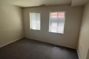 3 Andrew Pl, Baltimore, MD 21201 - Photo 11
