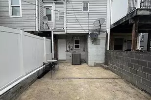 2317 E Fayette Street E, Baltimore, MD 21224 - Photo 23