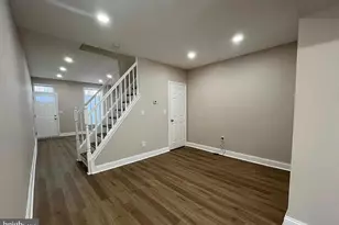 2317 E Fayette Street E, Baltimore, MD 21224 - Photo 9