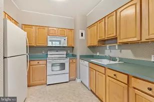 3601 Greenway, Baltimore, MD 21218 - Photo 7