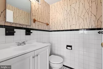 3601 Greenway #406, Baltimore, MD 21218 - Photo 17