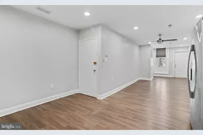 316 E 25th Street, Baltimore, MD 21218 - Photo 19