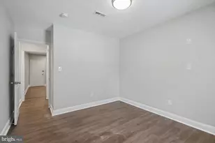 316 E 25th St, Baltimore, MD 21218 - Photo 25
