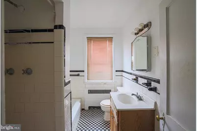 1540 Kingsway Road, Baltimore, MD 21218 - Photo 9