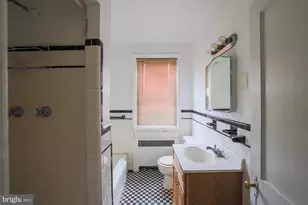 1540 Kingsway Rd, Baltimore, MD 21218 - Photo 9
