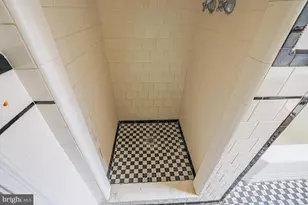 1540 Kingsway Rd, Baltimore, MD 21218 - Photo 11