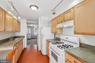 219 Chapel St, Baltimore, MD 21231 - Photo 7
