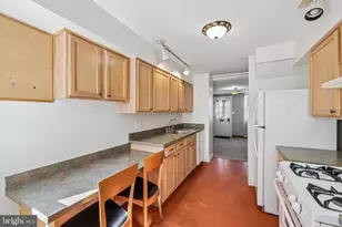 219 Chapel St, Baltimore, MD 21231 - Photo 5