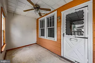 1302 Cox St, Baltimore, MD 21211 - Photo 7