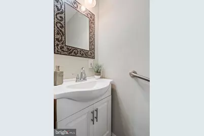 720 N Edgewood Street, Baltimore, MD 21229 - Photo 11