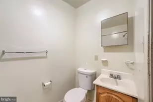 1817 W Mulberry St, Baltimore, MD 21223 - Photo 9