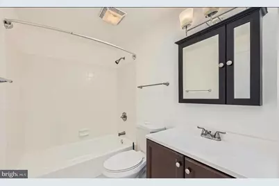 21 S Carrollton Avenue, Baltimore, MD 21223 - Photo 9