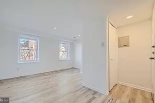 21 S Carrollton Ave, Baltimore, MD 21223 - Photo 5