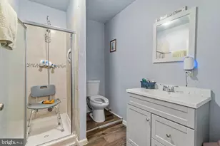 3921 Old York Rd, Baltimore, MD 21218 - Photo 11