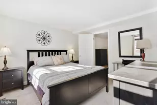 24 E Hamburg St, Baltimore, MD 21230 - Photo 21