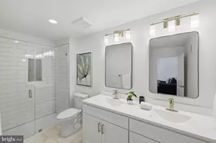 45 S Fulton Ave, Baltimore, MD 21223 - Photo 17