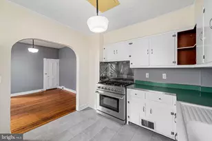 304 W Cold Spring Ln, Baltimore, MD 21210 - Photo 11