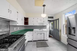 304 W Cold Spring Ln, Baltimore, MD 21210 - Photo 15