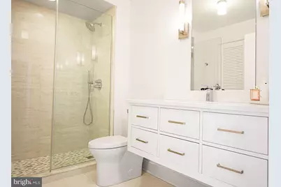 675 President #1505, Baltimore, MD 21202 - Photo 13