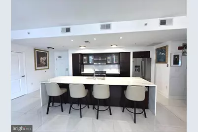 675 President #1505, Baltimore, MD 21202 - Photo 3